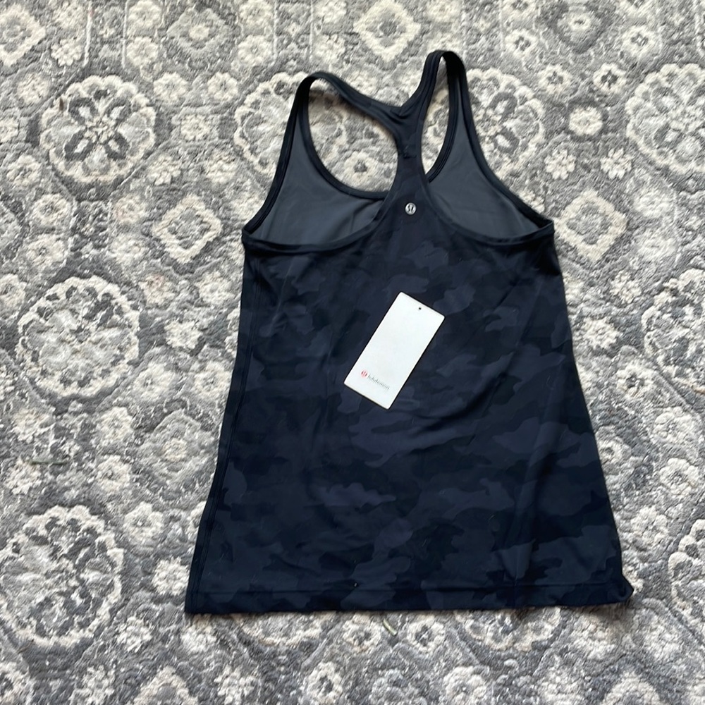 Lululemon camo tank top comes with tag
